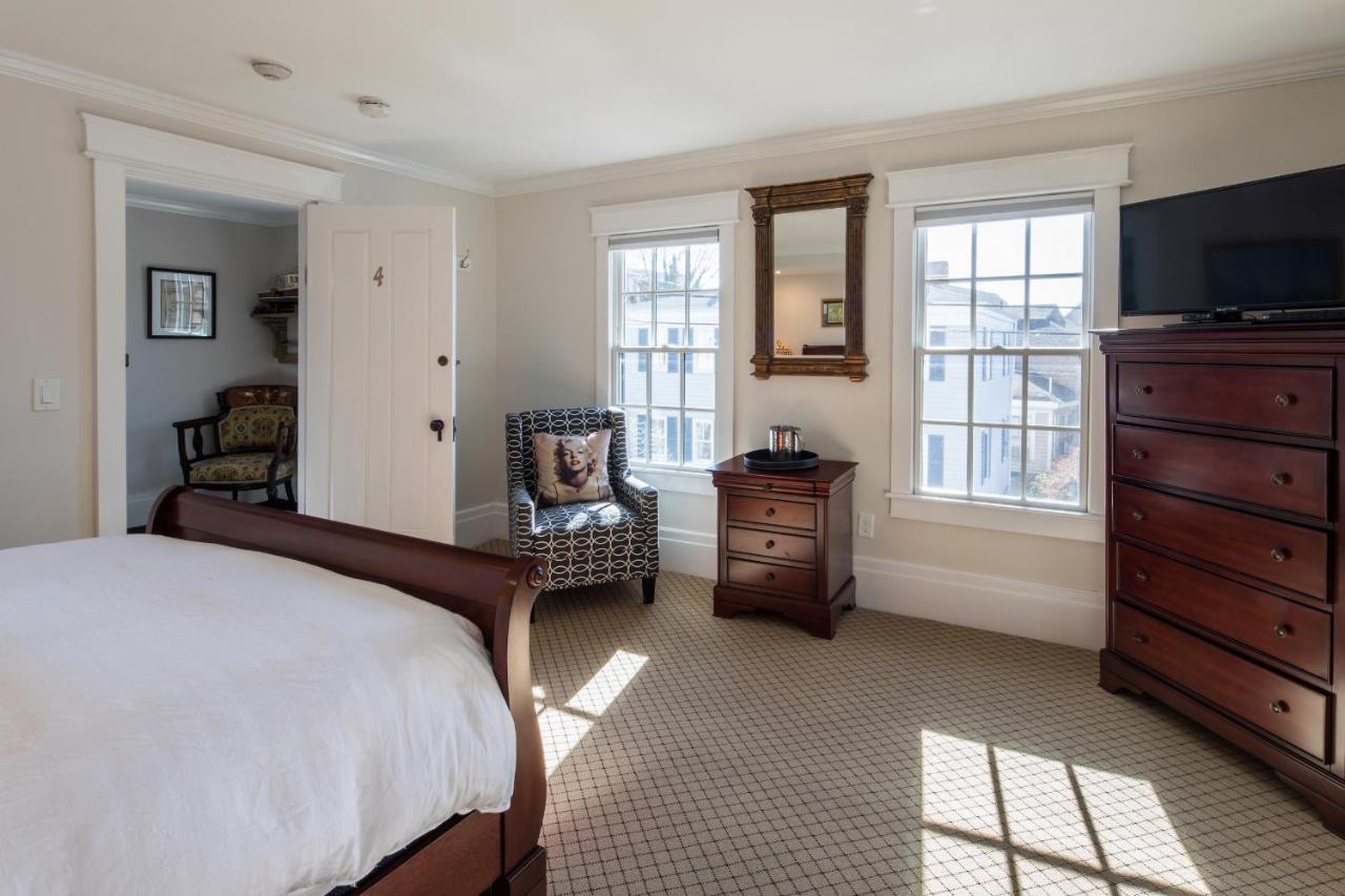 Bed and Breakfast The Clarendon House Provincetown Exteriér fotografie